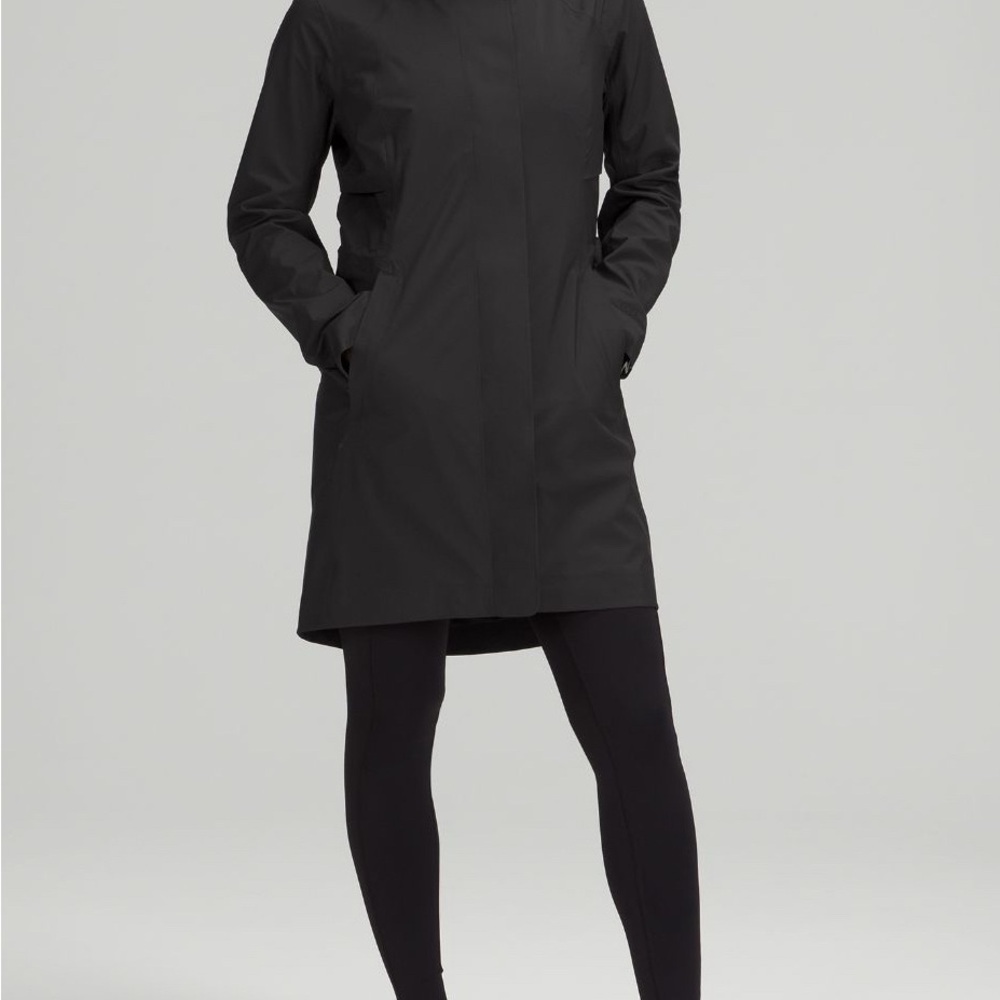 Lululemon Black rain jacket